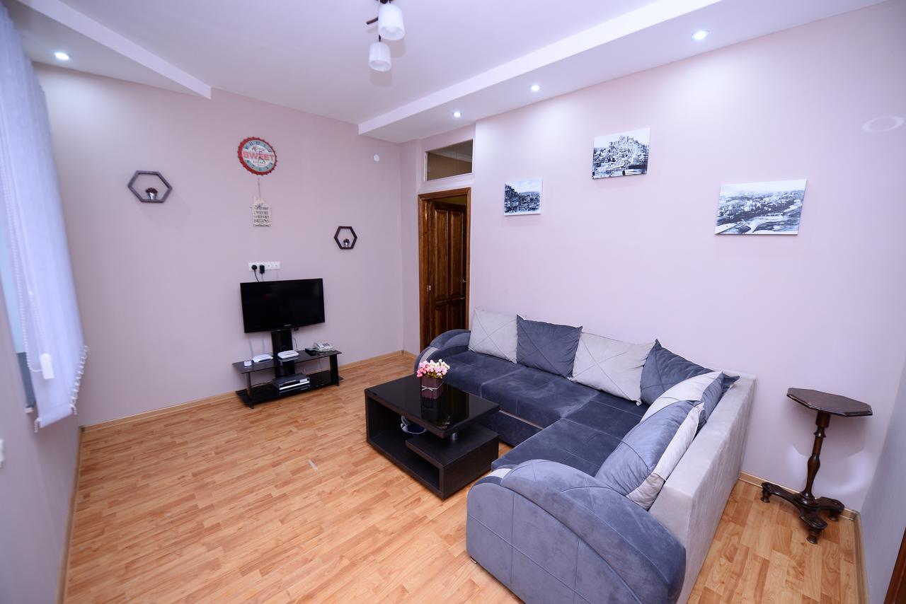 Sweet Home Apartment Tbilisi Exterior photo